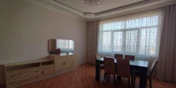 Satılır yeni tikili 2 otaqlı 88 m², İnşaatçılar m.-6