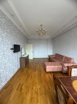 İcarə yeni tikili 2 otaqlı 75 m², Azadlıq prospekti m.-4