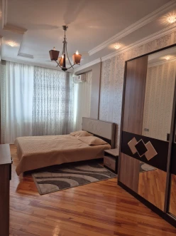 Satılır yeni tikili 2 otaqlı 80 m², İnşaatçılar m.-3 Satılır yeni tikili 2 otaqlı 80 m², İnşaatçılar m.-3