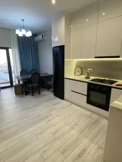 İcarə yeni tikili 2 otaqlı 67 m²,  Şah İsmayıl Xətai m.-6