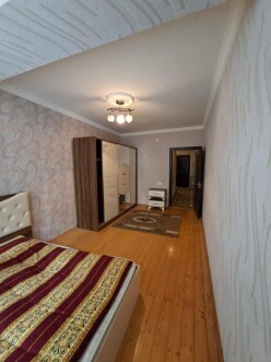 İcarə yeni tikili 3 otaqlı 120 m²,  İnşaatçılar m.