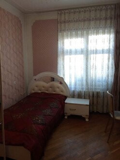 İcarə köhnə tikili 5 otaqlı 125 m²,  İnşaatçılar m.-19