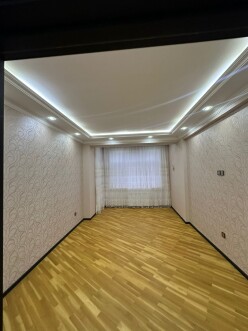 Satılır yeni tikili 3 otaqlı 122 m²,  Xalqlar Dostluğu m.-5