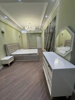 İcarə yeni tikili 2 otaqlı 67 m²,  8 Noyabr m.-5