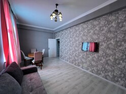 Satılır yeni tikili 2 otaqlı 65 m²,  İnşaatçılar m.-4