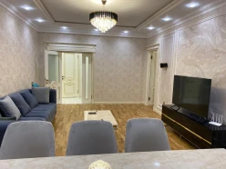 Satılır yeni tikili 3 otaqlı 75 m²,  8 Noyabr m.-2