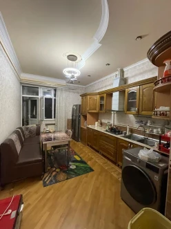 Satılır yeni tikili 3 otaqlı 115 m², 8-ci mikrorayon-8 Satılır yeni tikili 3 otaqlı 115 m², 8-ci mikrorayon-8