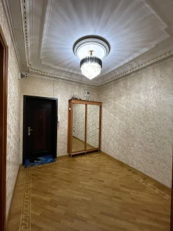 Satılır yeni tikili 3 otaqlı 115 m², 8-ci mikrorayon-16 Satılır yeni tikili 3 otaqlı 115 m², 8-ci mikrorayon-16