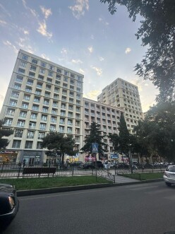 Satılır yeni tikili 3 otaqlı 102 m²,  Bakıxanov-3