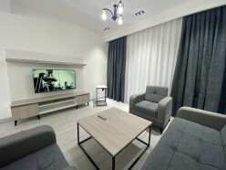 Satılır yeni tikili 3 otaqlı 102 m²,  Bakıxanov-8