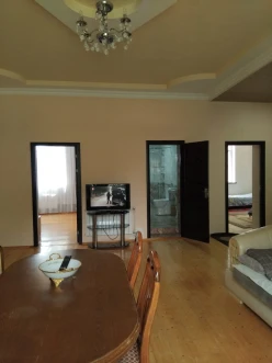 İcarə ev/villa 5 otaqlı 120 m²,  Qax-6