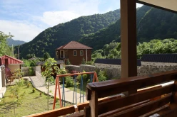 İcarə ev/villa 6 otaqlı 150 m²,  Qax-4