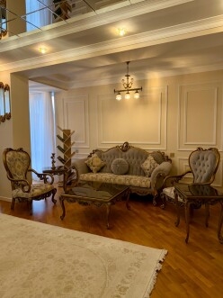 Satılır yeni tikili 3 otaqlı 132 m²,  Nəsimi m.-4