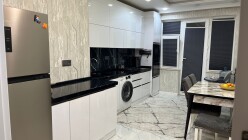 Satılır yeni tikili 3 otaqlı 110 m²,  Həzi Aslanov m.-5