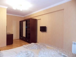 İcarə yeni tikili 2 otaqlı 100 m², Şah İsmayıl Xətai m.-10