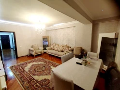 Satılır yeni tikili 2 otaqlı 73 m², Qara Qarayev m.-4