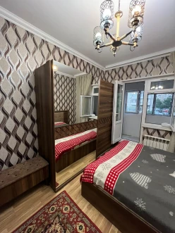 Satılır köhnə tikili 1 otaqlı 40 m², İnşaatçılar m.-4