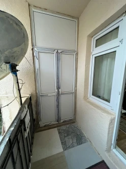 Satılır köhnə tikili 1 otaqlı 40 m², İnşaatçılar m.-9