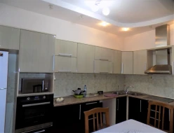 İcarə yeni tikili 3 otaqlı 120 m², Gənclik m.-5