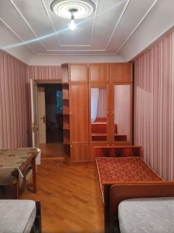 İcarə köhnə tikili 2 otaqlı 60 m², İnşaatçılar m.-4