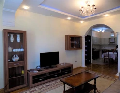 İcarə yeni tikili 3 otaqlı 120 m², Gənclik m.-2