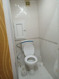 İcarə köhnə tikili 3 otaqlı 80 m², İnşaatçılar m.-2