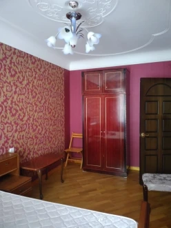 İcarə köhnə tikili 3 otaqlı 80 m², İnşaatçılar m.-6