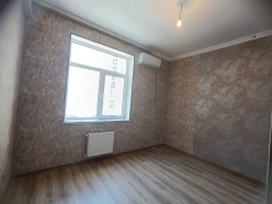 Satılır yeni tikili 2 otaqlı 60 m²,  İnşaatçılar m.-8