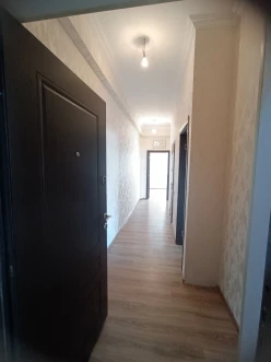 Satılır yeni tikili 2 otaqlı 60 m²,  İnşaatçılar m.-7