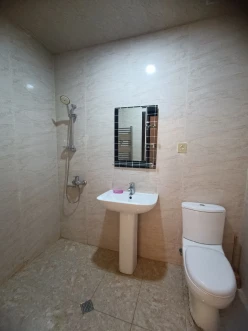 Satılır yeni tikili 2 otaqlı 60 m²,  İnşaatçılar m.-9