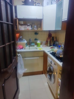 Satılır köhnə tikili 2 otaqlı 60 m²,  Memar Əcəmi m.-3