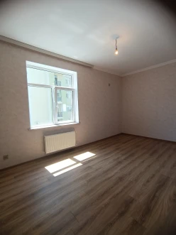 Satılır yeni tikili 2 otaqlı 60 m²,  İnşaatçılar m.-3