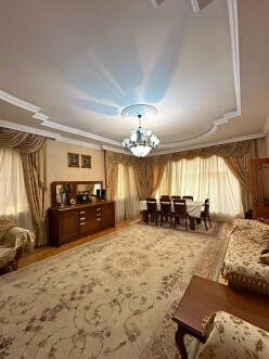 İcarə ev/villa 8 otaqlı 305 m²,  Biləcəri-2