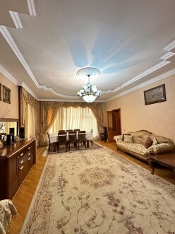 İcarə ev/villa 8 otaqlı 305 m²,  Biləcəri-3