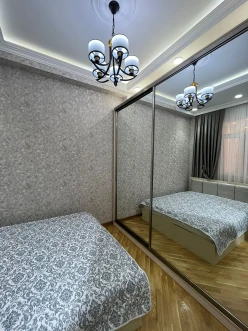 Satılır yeni tikili 2 otaqlı 55 m², 8 Noyabr m.-11