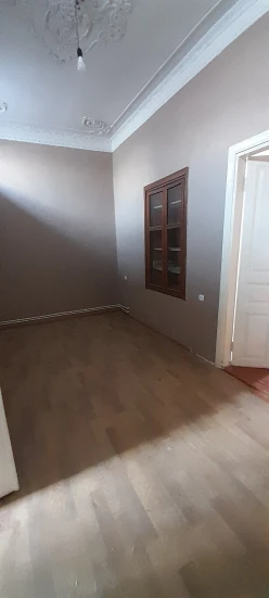 Satılır ev/villa 3 otaqlı 100 m², Xalqlar Dostluğu m.-9