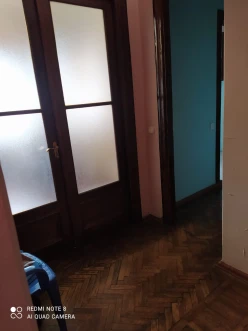 Satılır köhnə tikili 3 otaqlı 93 m², 28 May m.