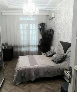 İcarə köhnə tikili 2 otaqlı 70 m²,  Gənclik m.-4