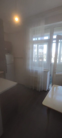 İcarə yeni tikili 1 otaqlı 40 m²,  İnşaatçılar m.-4