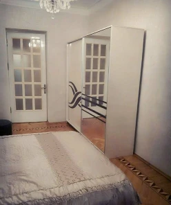 İcarə köhnə tikili 2 otaqlı 70 m²,  Gənclik m.-7