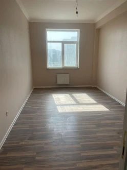 Satılır yeni tikili 3 otaqlı 75 m², İnşaatçılar m.-16