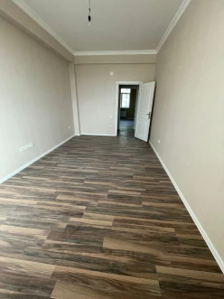 Satılır yeni tikili 3 otaqlı 75 m², İnşaatçılar m.-19