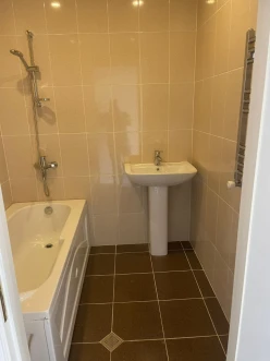 Satılır yeni tikili 3 otaqlı 75 m², İnşaatçılar m.-6