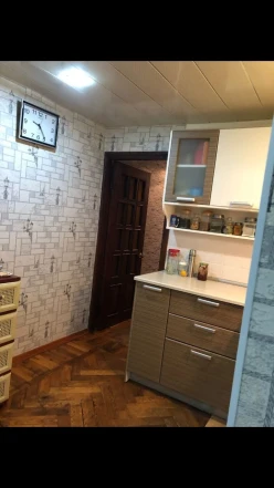 Satılır köhnə tikili 3 otaqlı 86 m², Yasamal r.-5