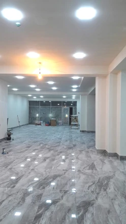 İcarə obyekt 197 m², İnşaatçılar m.-2