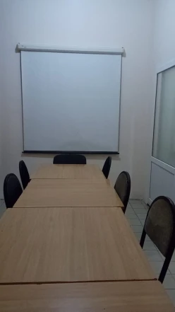 İcarə obyekt 30 m², İnşaatçılar m.-4