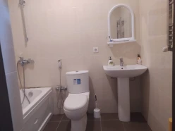 İcarə yeni tikili 2 otaqlı 60 m², İnşaatçılar m.-3