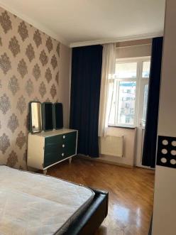 İcarə yeni tikili 2 otaqlı 62 m², 8-ci mikrorayon q.-3