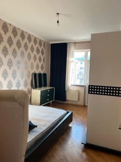 İcarə yeni tikili 2 otaqlı 62 m², 8-ci mikrorayon q.-2