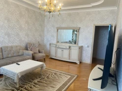 Satılır yeni tikili 3 otaqlı 117 m², Qara Qarayev m.-5